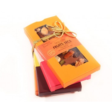 Milk chocolate bar with dried fruits